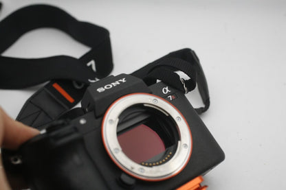 Sony a7R III Mirrorless Camera