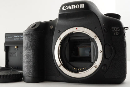 Canon EOS 7D DSLR camera