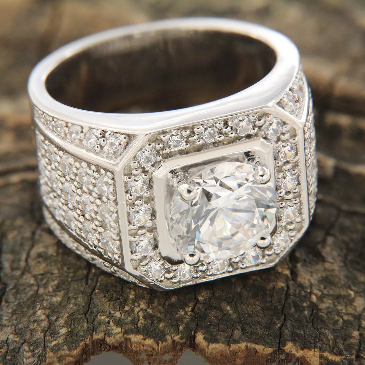 3.70 Ct Round Cut Lab Grown Diamond Wedding Ring