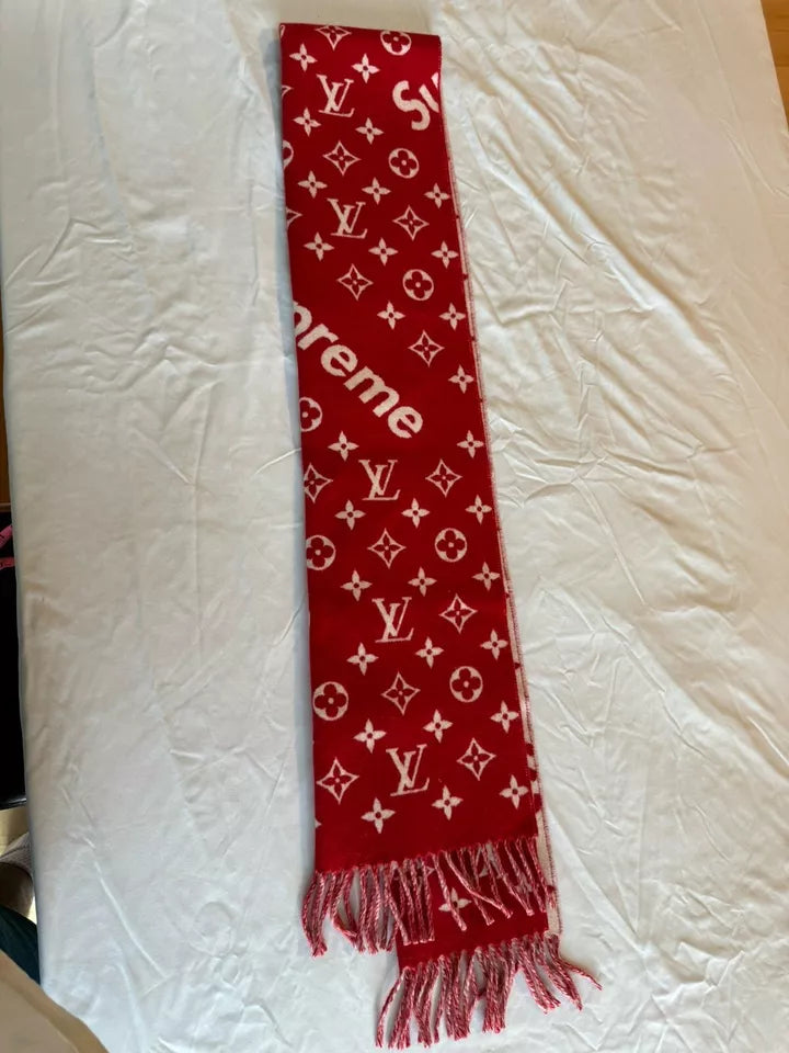 Louis Vuitton x Supreme Monogram Scarf