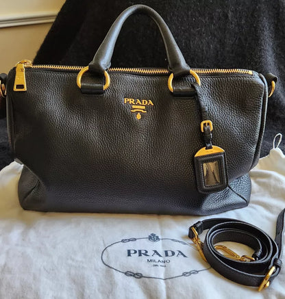 PRADA XL Galleria Dr. Bag in black pebble leather