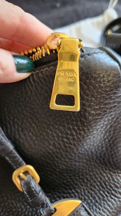 PRADA XL Galleria Dr. Bag in black pebble leather